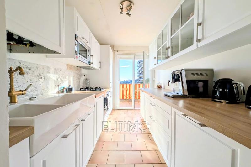 Appartement - 60 m² - 3 pièces