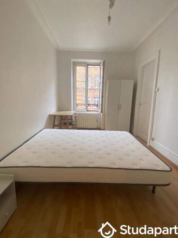 Chambre - 13 m² - 1 pièce