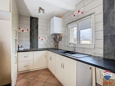 Maison - 213 m² - 12 pièces