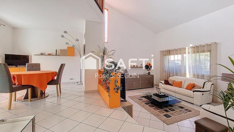 Maison - 140 m² - 4 pièces