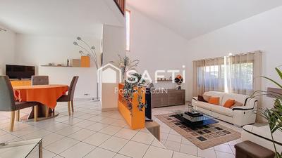 Maison - 140 m² - 4 pièces