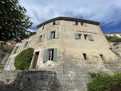 Maison ancienne - 150 m² - 4 pièces