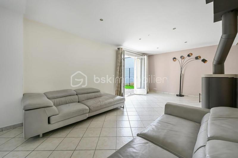 Maison - 146 m² - 7 pièces