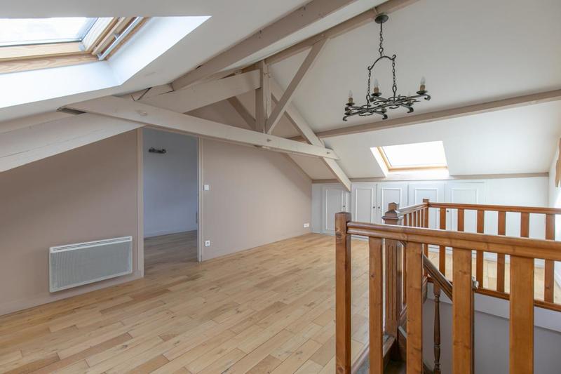 Maison - 144 m² - 7 pièces