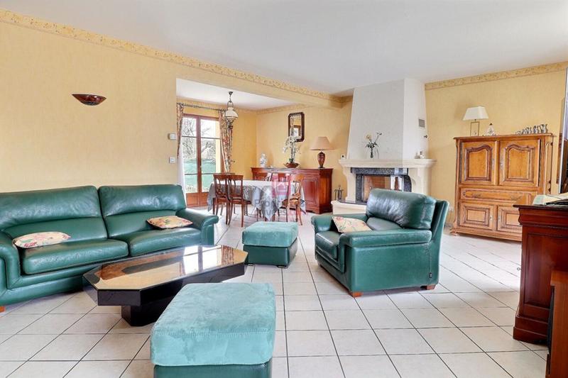 Maison - 196 m² - 8 pièces