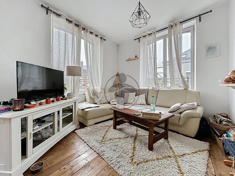 Immeuble - 106 m² - 4 pièces