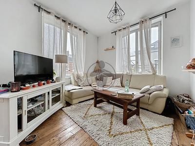 Immeuble - 106 m² - 4 pièces