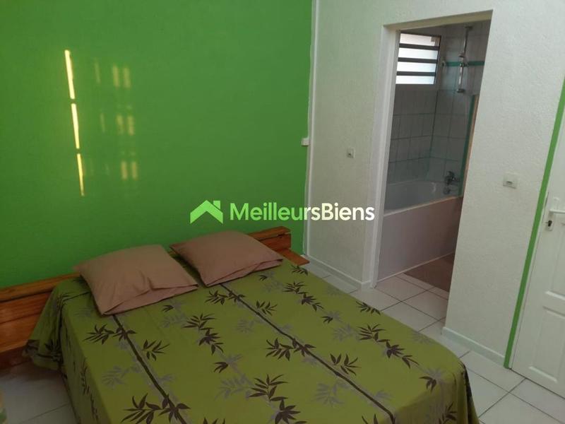 Villa - 90 m² - 4 pièces