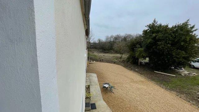 Maison - 242 m² - 7 pièces