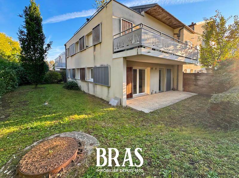 Appartement - 70 m² - 4 pièces