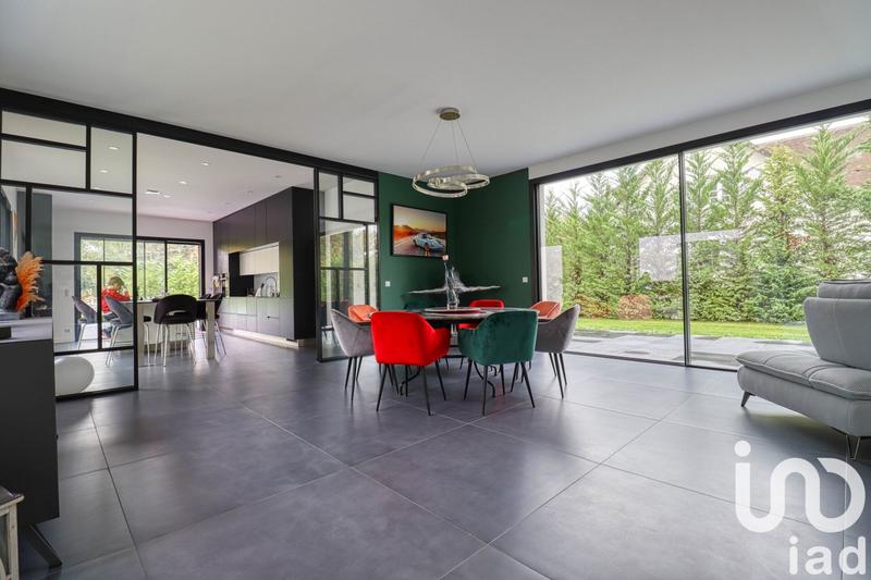 Maison de maîtres - 300 m² - 7 pièces