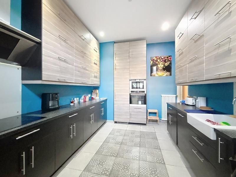 Maison bourgeoise - 488 m² - 16 pièces