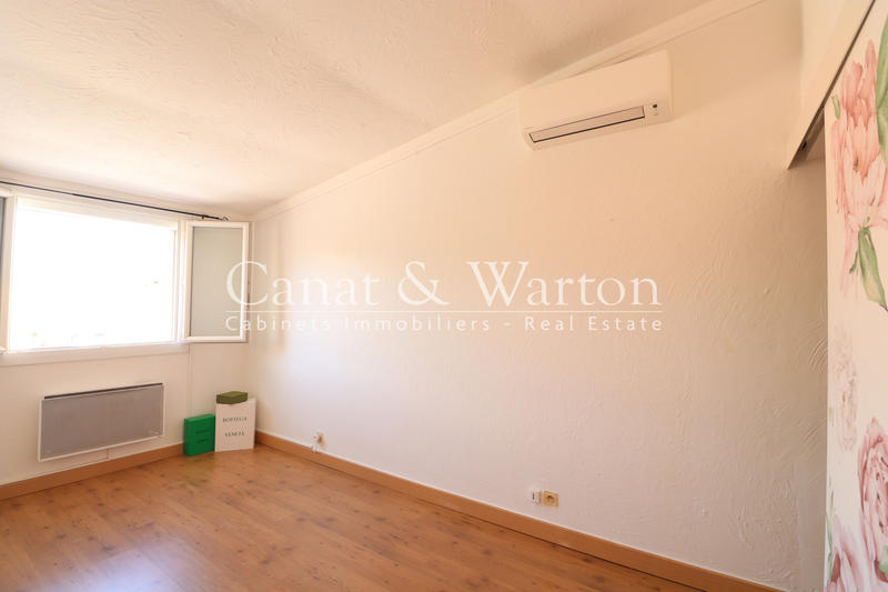 Appartement - 99 m² - 4 pièces