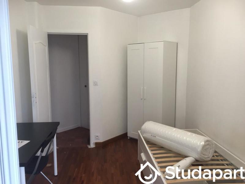 Chambre - 9 m² - 1 pièce