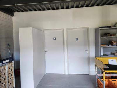 Local d'activités - 330 m² - 4 pièces