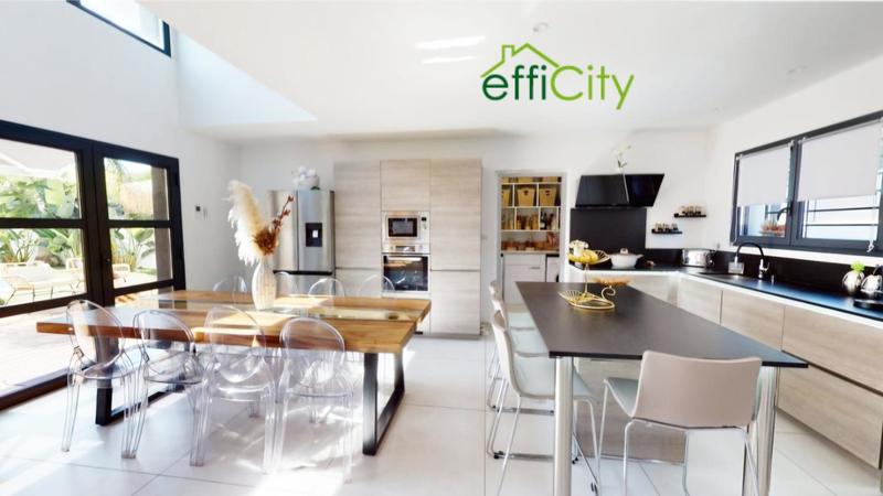 Maison - 135 m² - 5 pièces