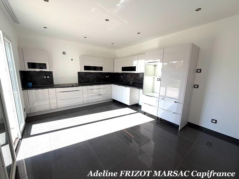 Maison - 144 m² - 5 pièces