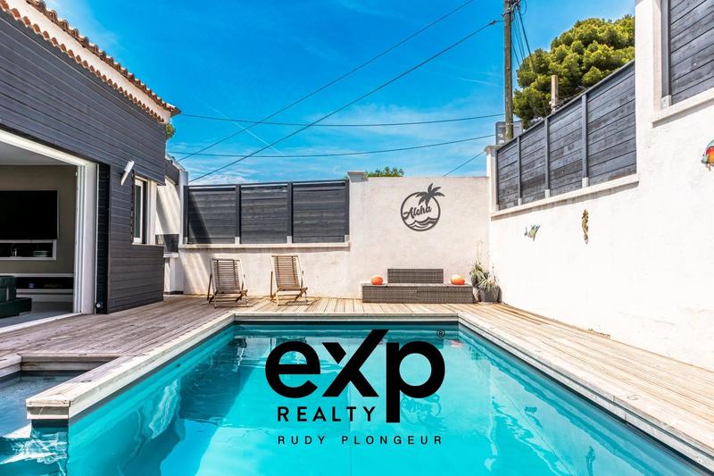 Maison - 285 m² - 9 pièces