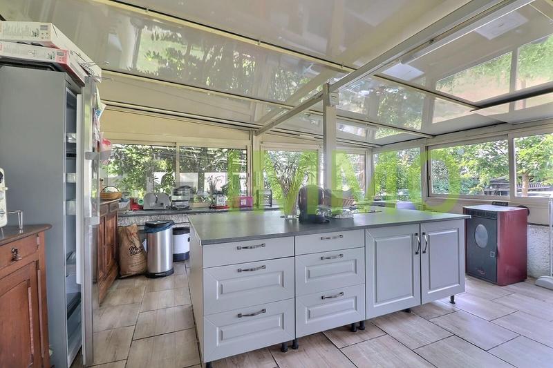 Maison - 102 m² - 5 pièces