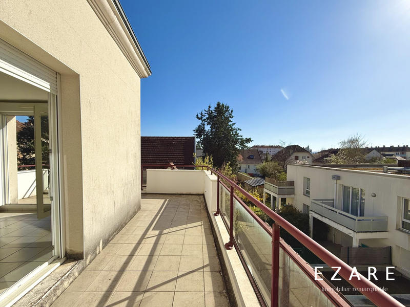 Appartement - 106 m² - 5 pièces