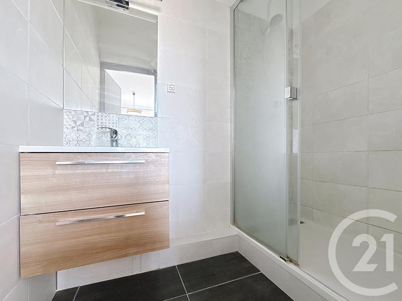 Appartement - 105 m² - 4 pièces