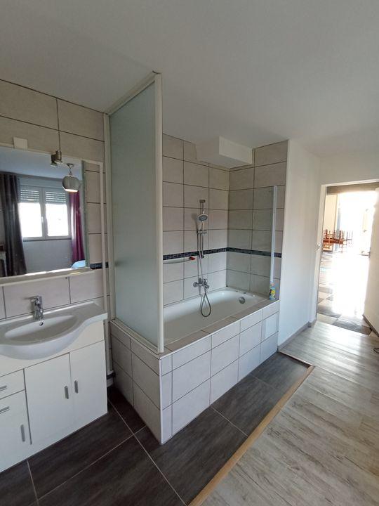 Maison - 200 m² - 7 pièces