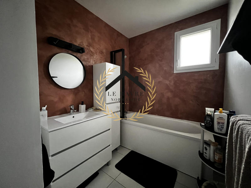 Maison - 84 m² - 5 pièces