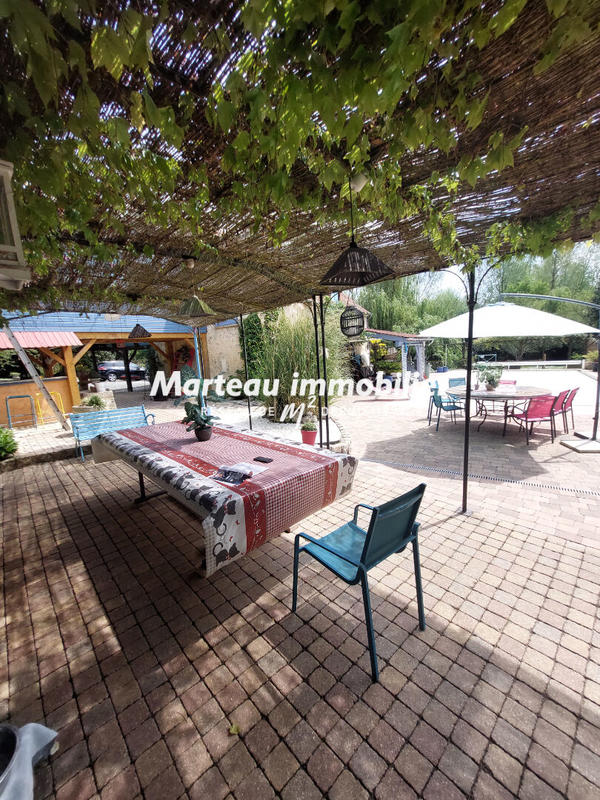 Maison - 188 m² - 9 pièces