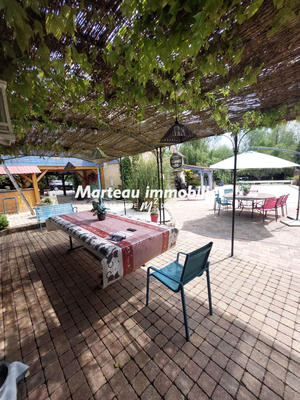 Maison - 188 m² - 9 pièces