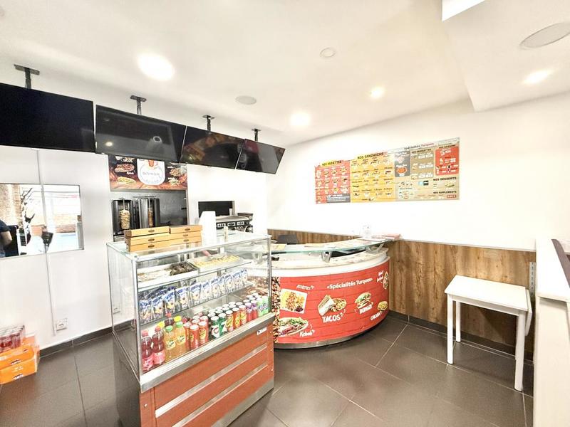 Fonds de commerce - 110 m²