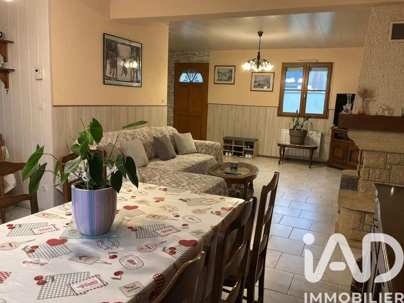 Maison - 90 m² - 4 pièces