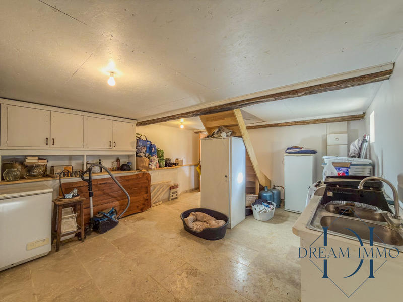 Maison - 217 m² - 6 pièces