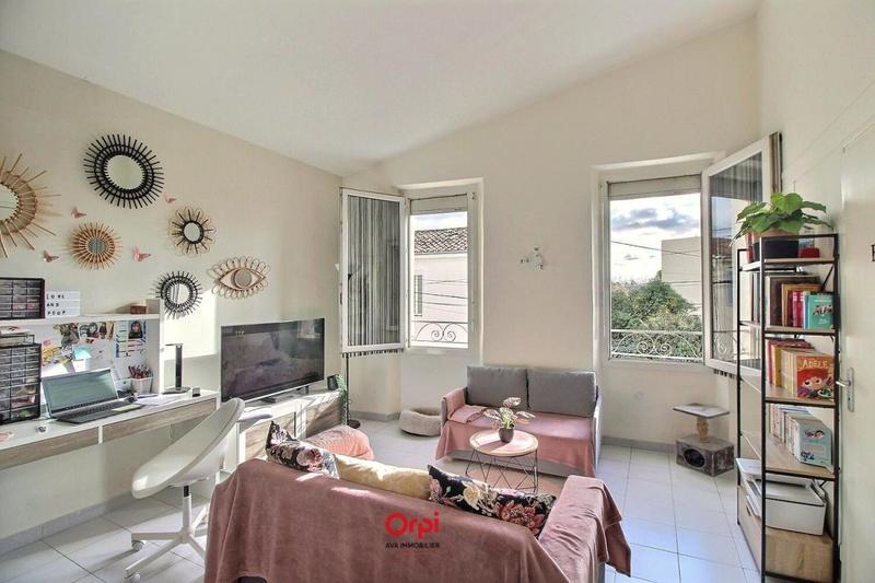 Appartement - 186 m² - 7 pièces