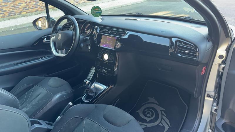 Ds Ds 3 1.6 BlueHDi 100 So Chic