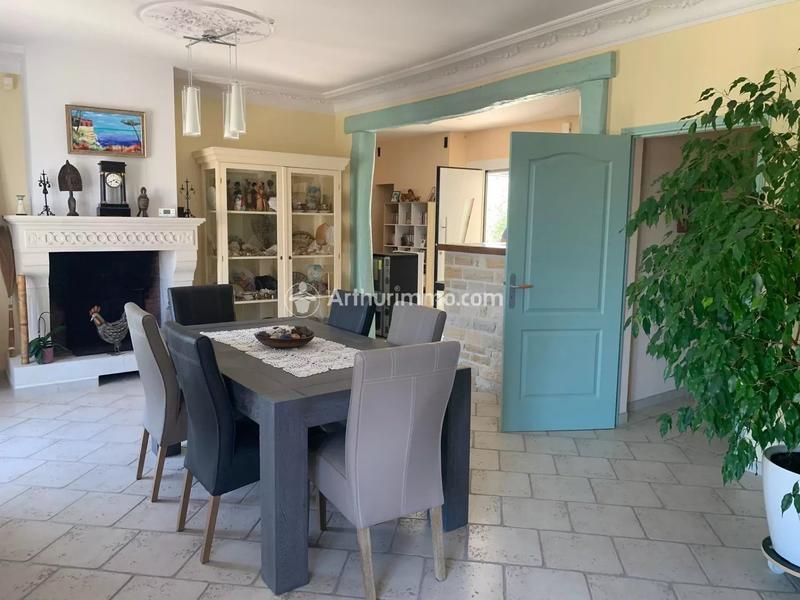 Maison - 266 m² - 8 pièces