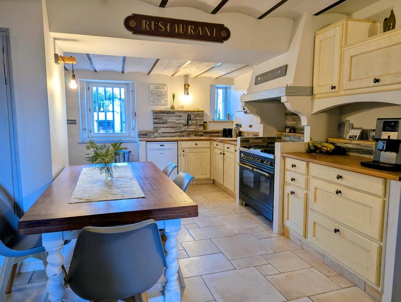 Maison ancienne - 125 m² - 4 pièces