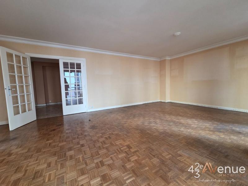 Appartement - 142 m² - 5 pièces