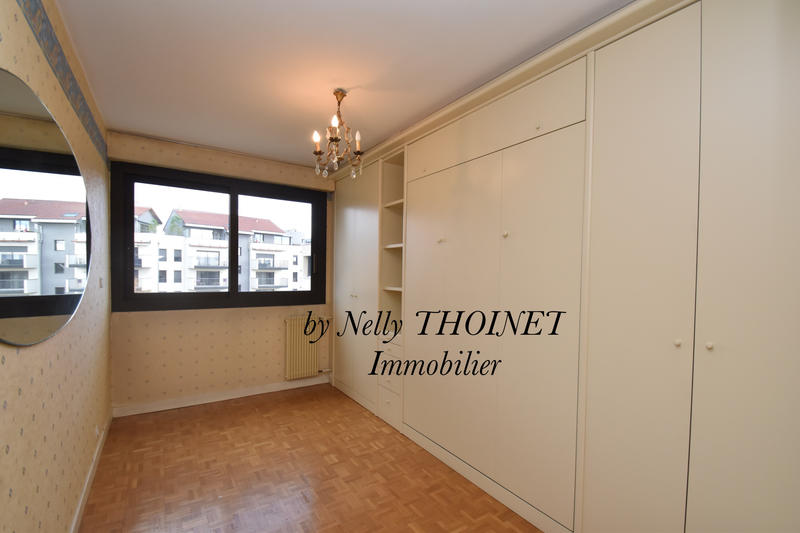 Appartement - 115 m² - 6 pièces