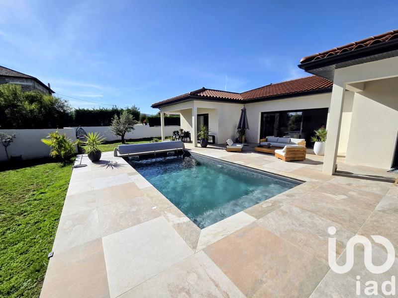 Maison - 135 m² - 6 pièces