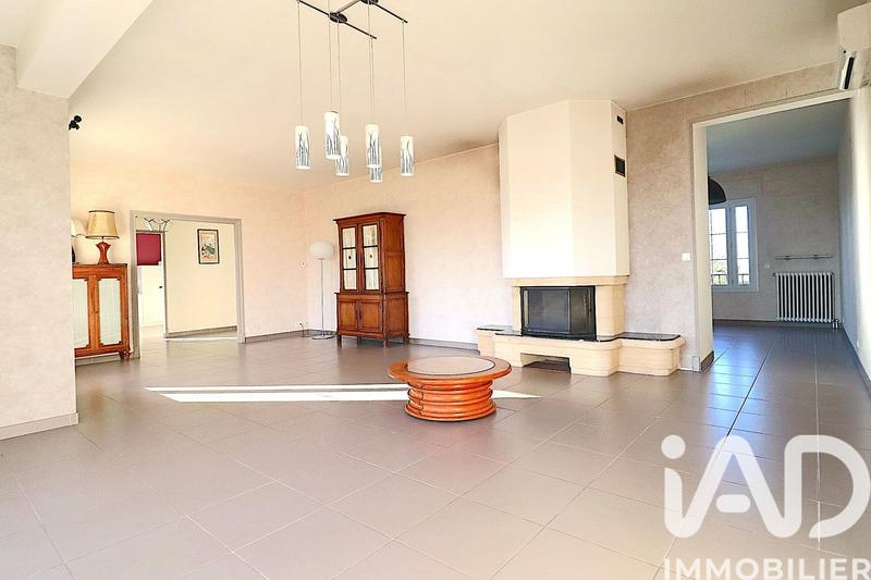 Maison - 306 m² - 7 pièces