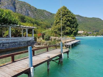 Maison - 631 m² - 20 pièces