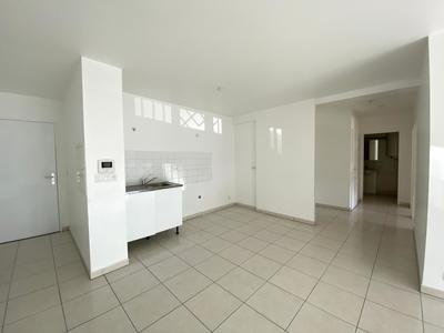 Appartement ancien - 56 m² - 3 pièces