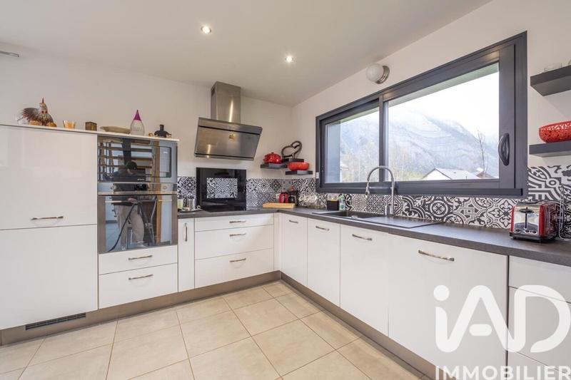 Maison de maîtres - 137 m² - 5 pièces