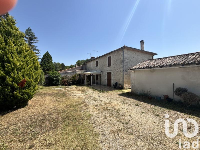 Maison - 247 m² - 8 pièces