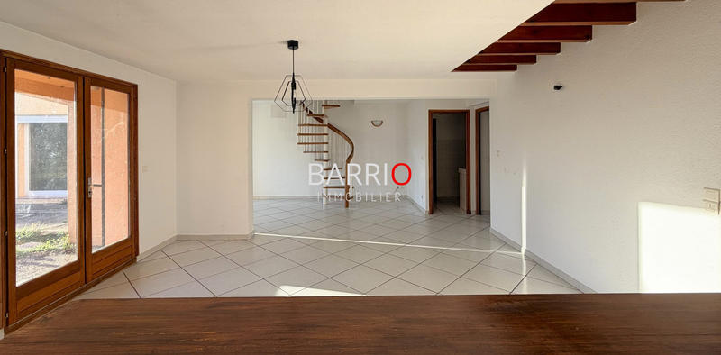 Maison traditionnelle - 155 m² - 5 pièces