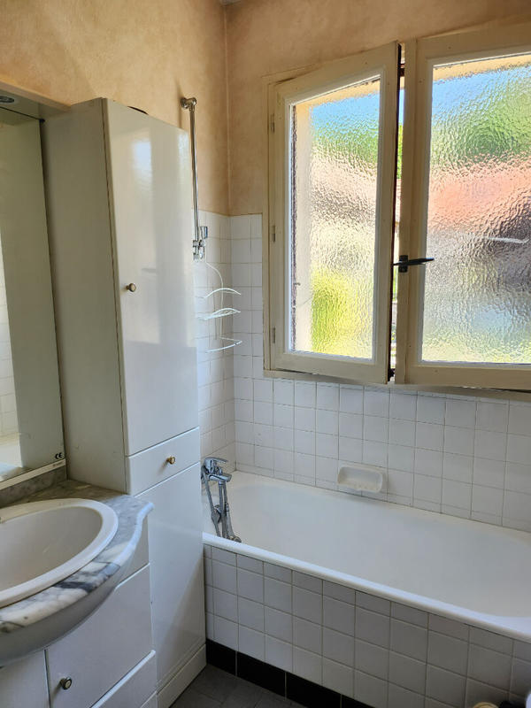 Maison - 110 m² - 6 pièces