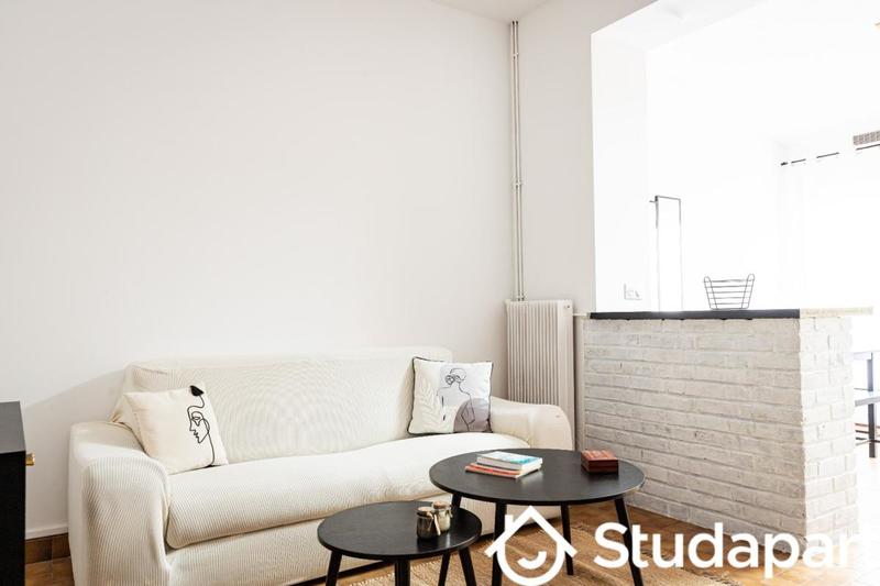 Chambre - 14 m² - 1 pièce