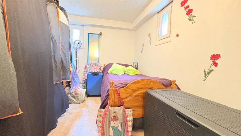 Maison - 200 m² - 5 pièces