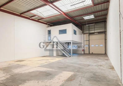 Entrepôt - 226 m²