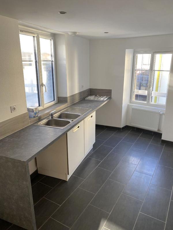 Appartement - 150 m² - 6 pièces